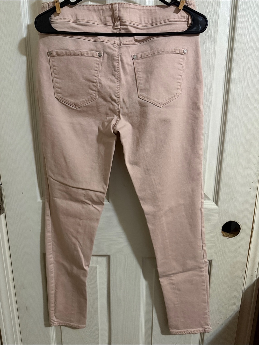 Light Blush Skinny Jeans — Women’s Stretch Slim Fit - Picture 2 of 2